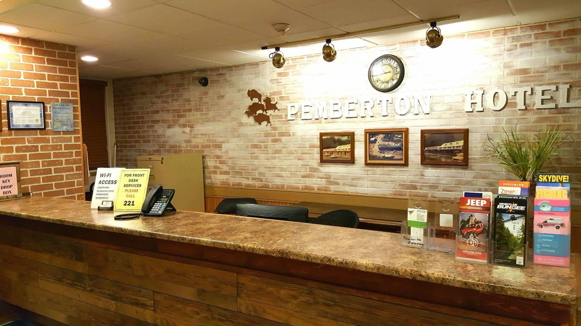 Pemberton Hotel  Bagian luar foto
